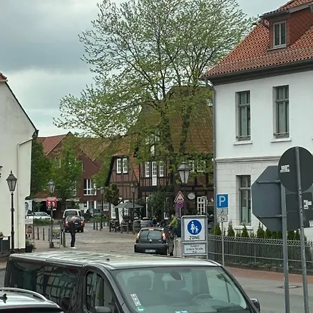 In Der Altstadt Von Verden Mit Blick Auf Den Dom, Ab 3 Uebernachtungen Appartamento